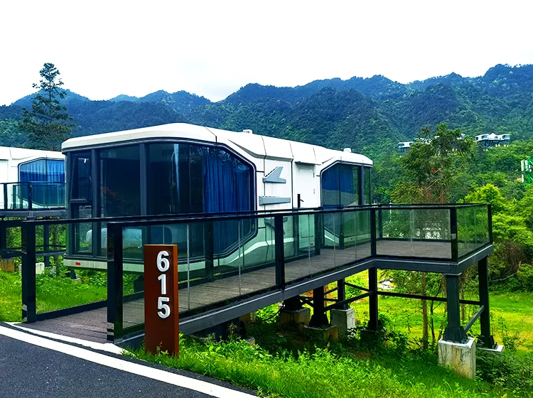 Capsule-House (1)