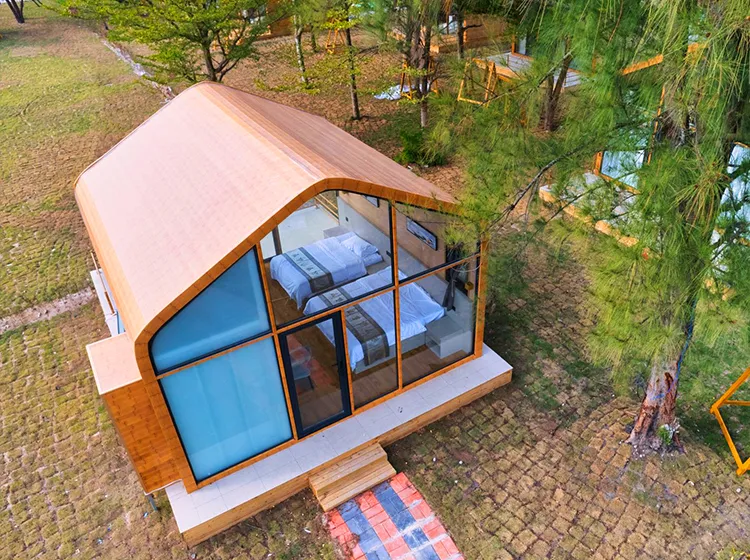Triangle Tent (2)