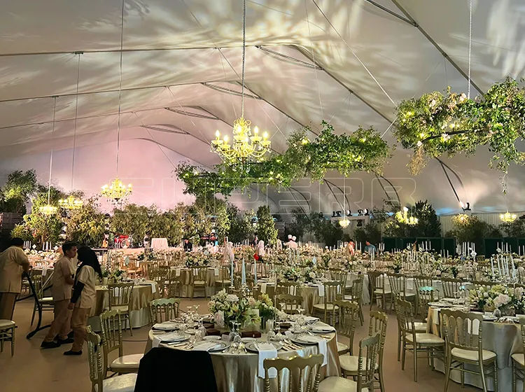 Curve Tent wedding (6)